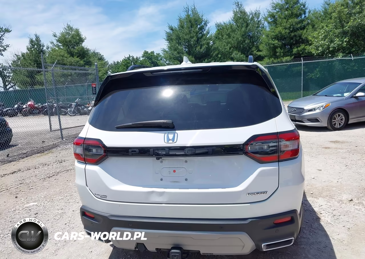 2025 Honda Pilot Touring VIN:5FNYG2H74SB008988 - 16