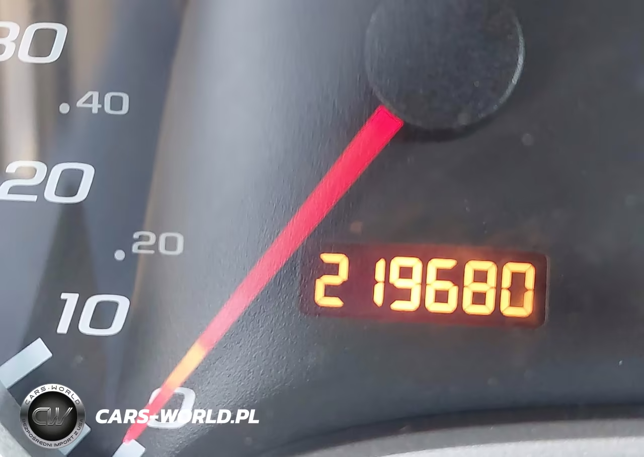 2006 Chevrolet Equinox Ls VIN:2CNDL13F566180361 - 12