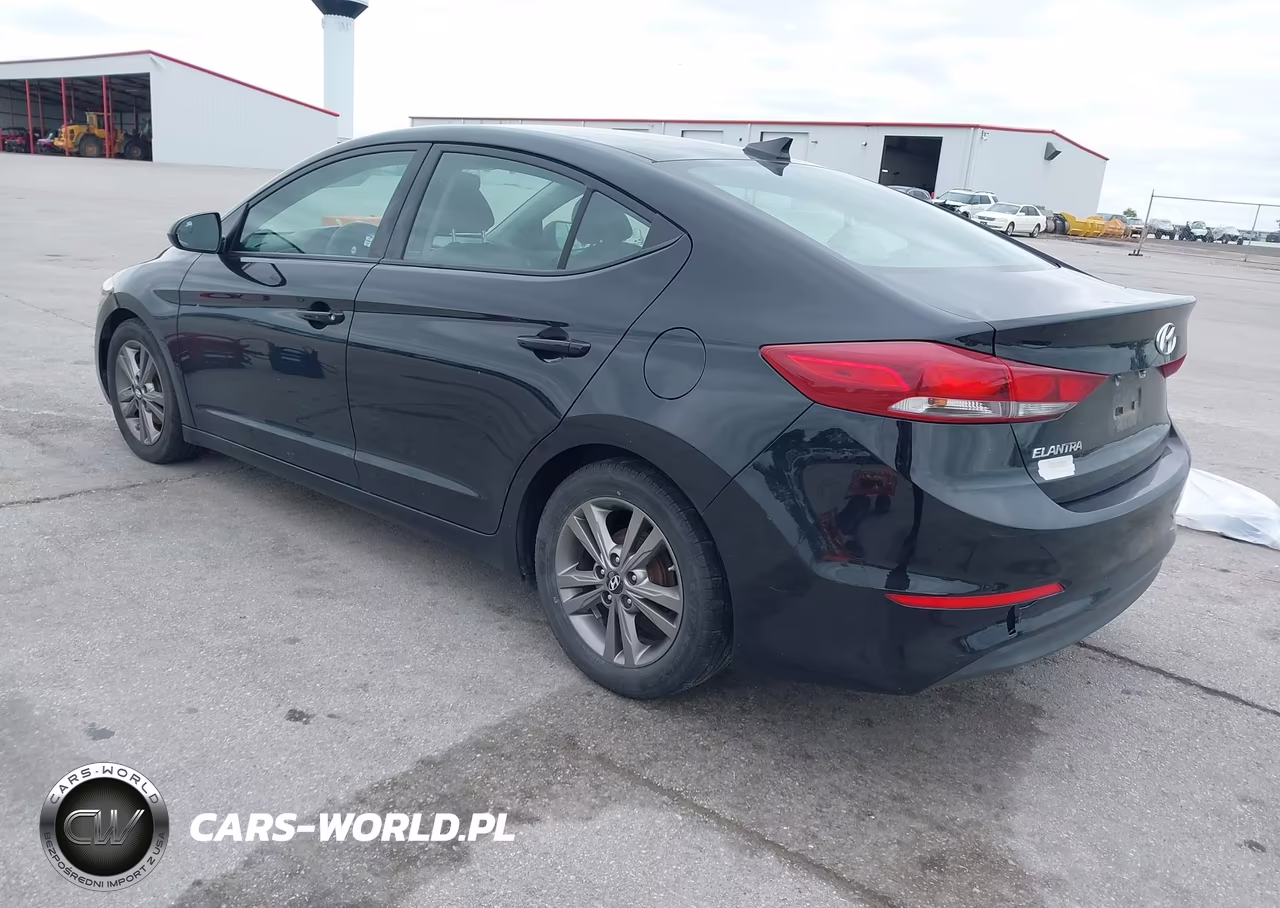 2017 Hyundai Elantra Se VIN:5NPD84LF7HH039975 - 3
