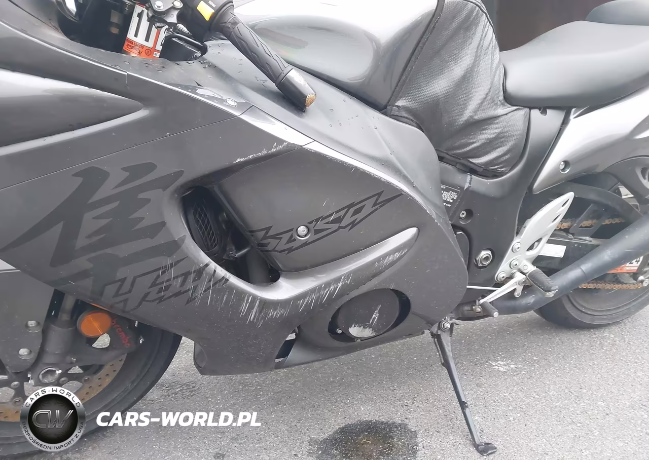 2020 Suzuki Gsx1300 Ra VIN:JS1GX72B6L7100448 - 9