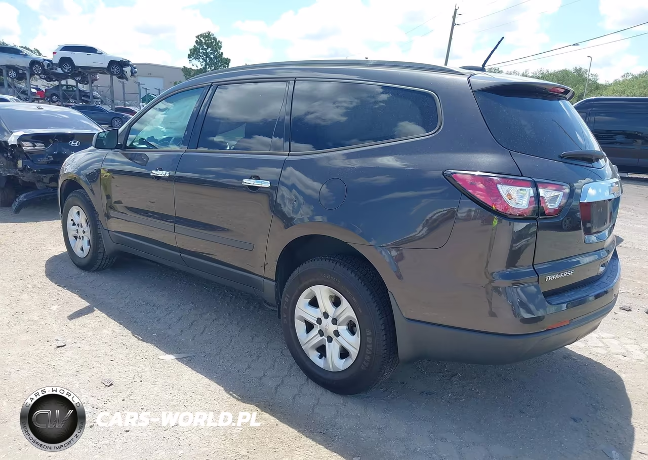 2017 Chevrolet Traverse Ls VIN:1GNKRFED8HJ298503 - 3