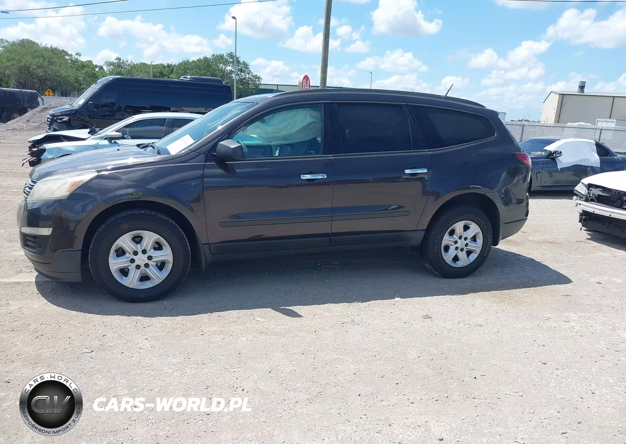 2017 Chevrolet Traverse Ls VIN:1GNKRFED8HJ298503 - 4
