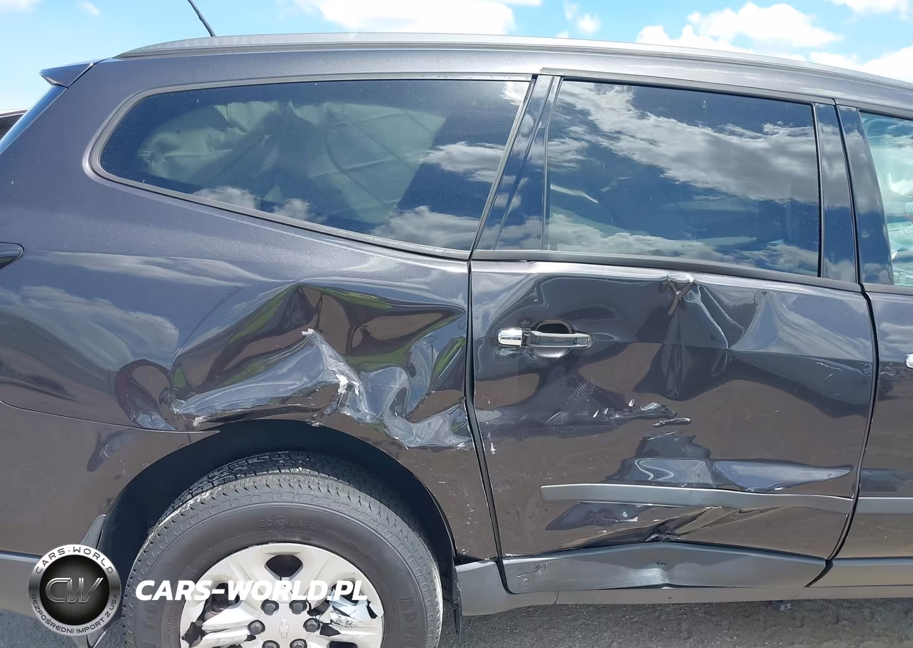 2017 Chevrolet Traverse Ls VIN:1GNKRFED8HJ298503 - 6