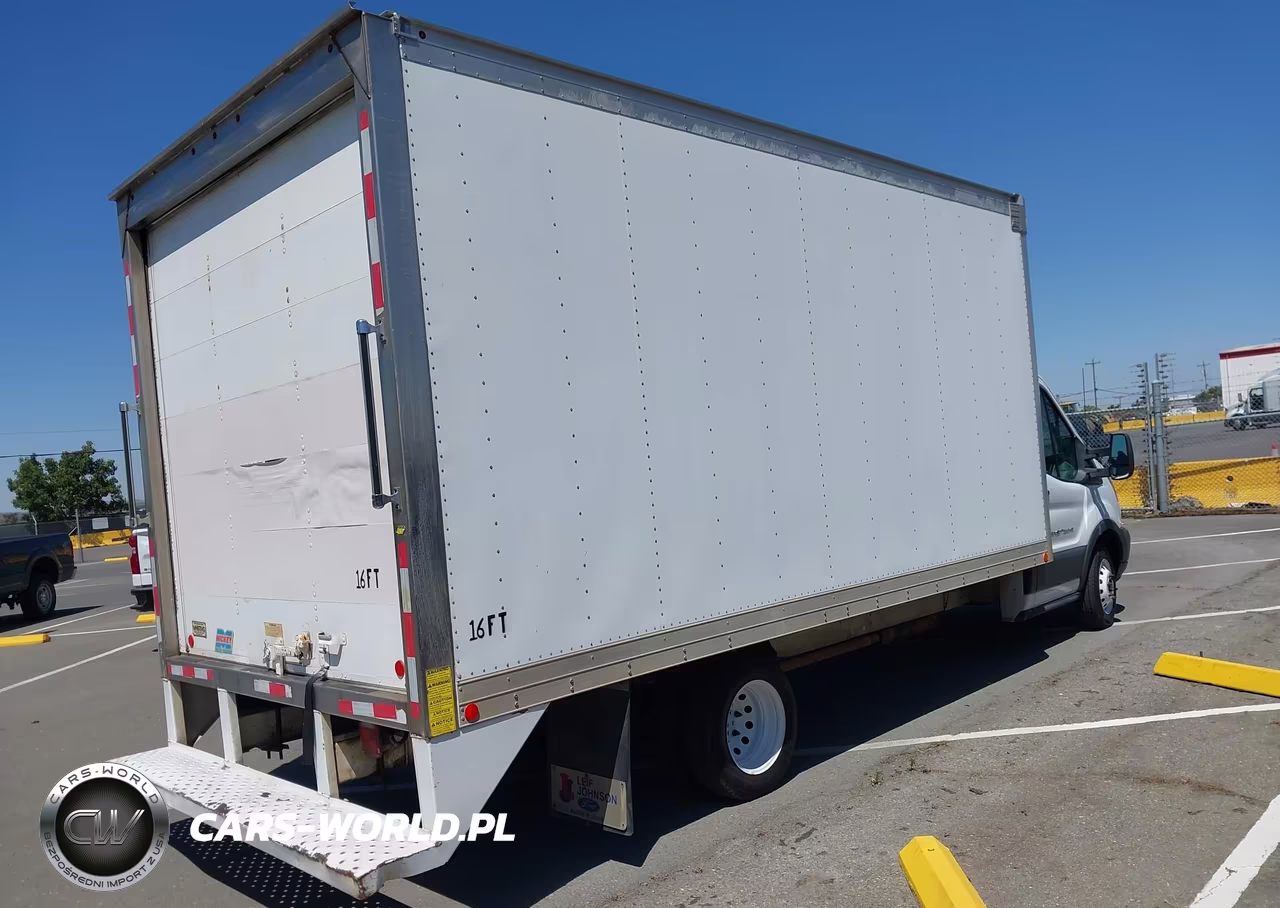 2018 Ford Transit-350 Cutaway VIN:1FDBF9PM8JKA87037 - 4