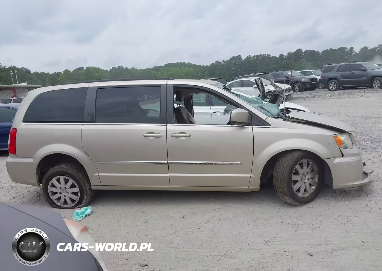 2012 Chrysler Town & Country Touring VIN:2C4RC1BG0CR401122 - 13