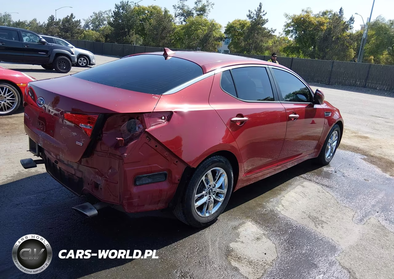 2011 Kia Optima Lx VIN:KNAGM4A78B5160622 - 4