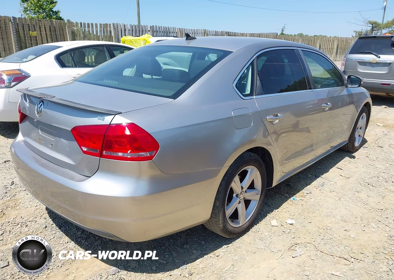 2013 Volkswagen Passat 2.5L Se VIN:1VWBP7A39DC025406 - 4
