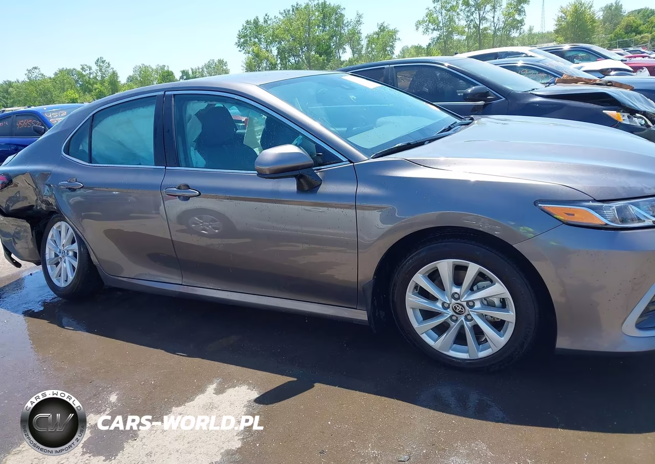 2024 Toyota Camry Le VIN:4T1C11AK9RU880519 - 13