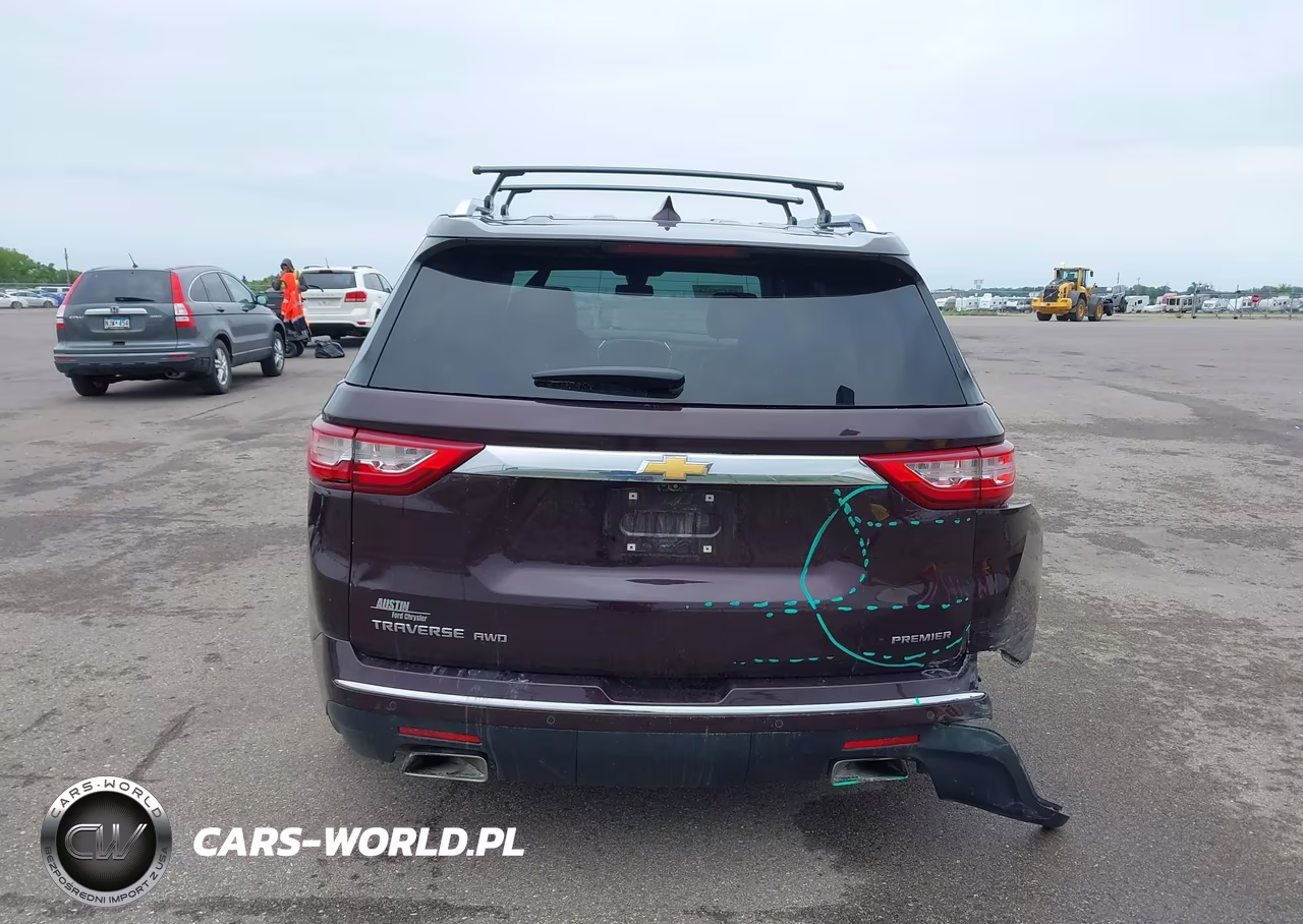 2019 Chevrolet Traverse Premier VIN:1GNEVKKW5KJ152557 - 17