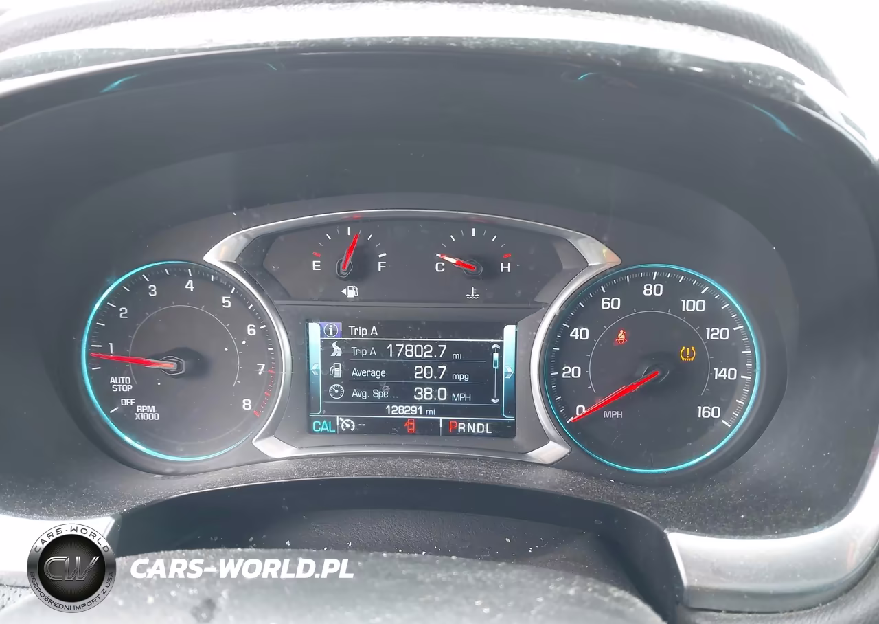 2019 Chevrolet Traverse Premier VIN:1GNEVKKW5KJ152557 - 7