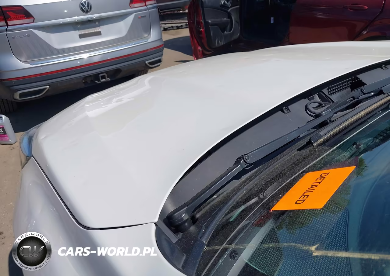 2020 Subaru Outback Limited VIN:4S4BTALCXL3233443 - 6