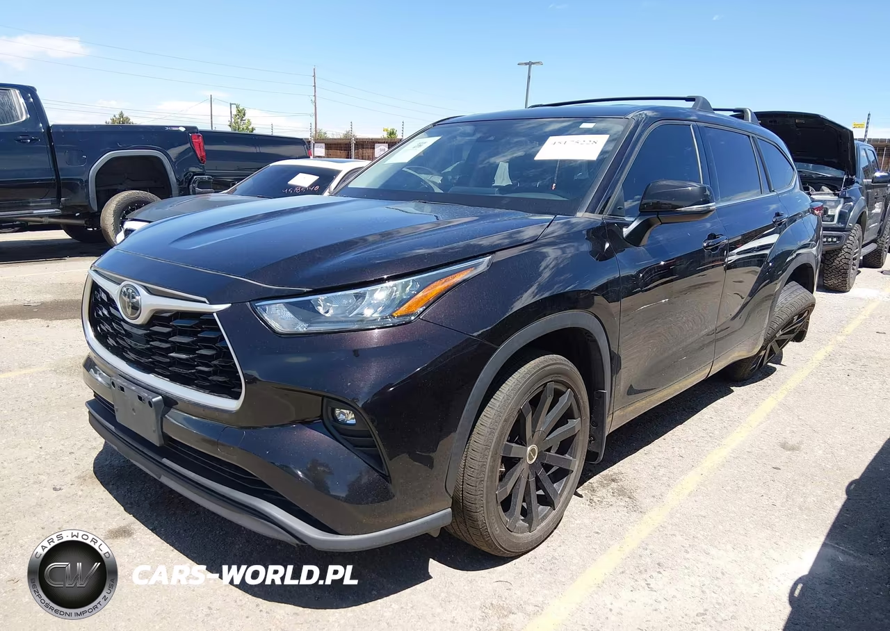 2020 Toyota Highlander Le VIN:5TDBZRBH8LS021086 - 2