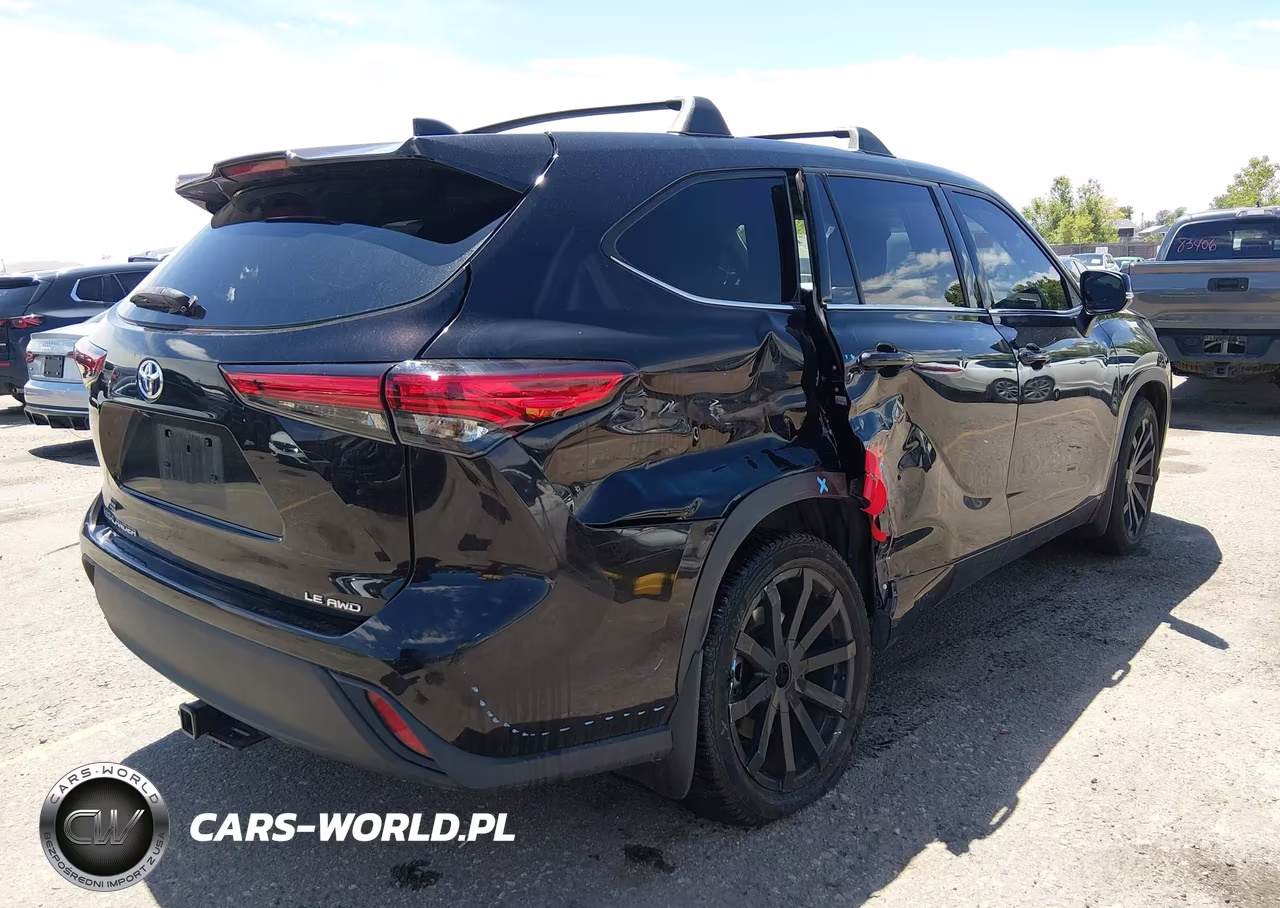 2020 Toyota Highlander Le VIN:5TDBZRBH8LS021086 - 4