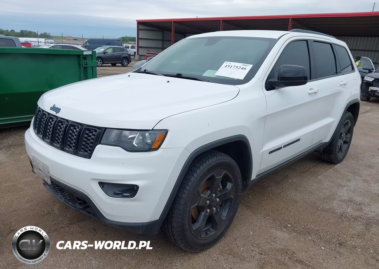 2018 Jeep Grand Cherokee Upland 4X4 VIN:1C4RJFAG3JC475807 - 2