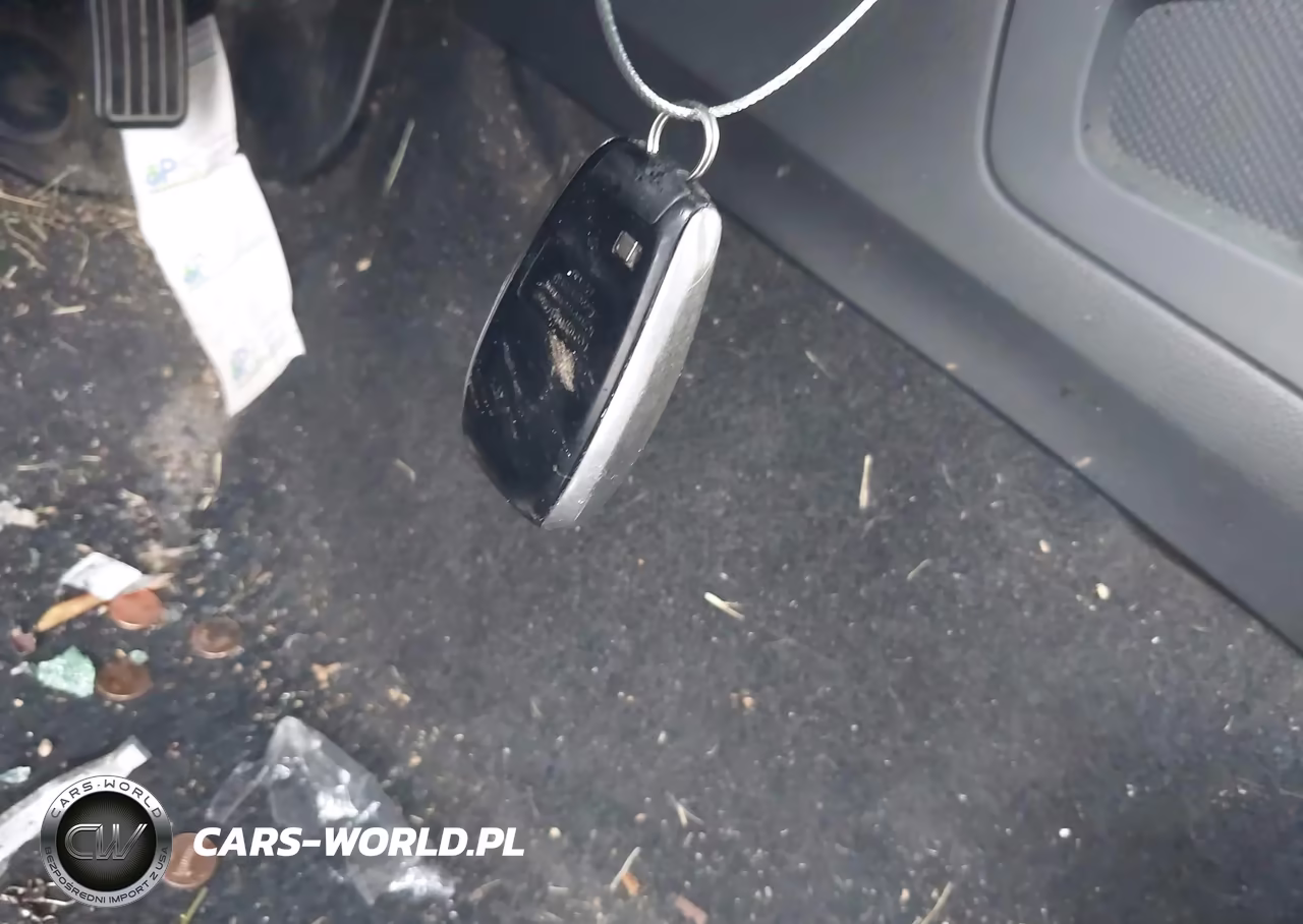2017 Subaru Forester 2.5I Touring VIN:JF2SJATC1HH407860 - 11