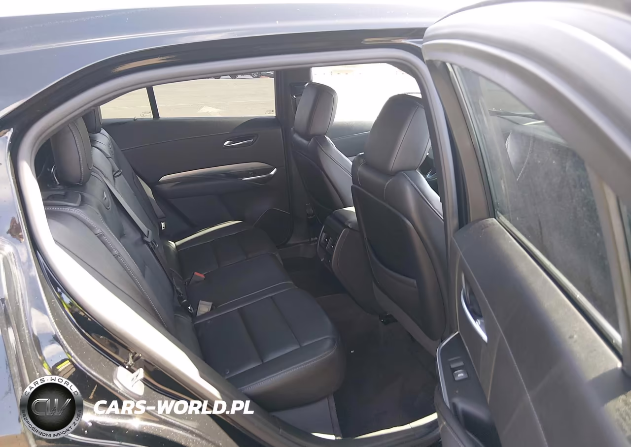 2020 Cadillac Xt4 Fwd Premium Luxury VIN:1GYFZCR48LF150117 - 8