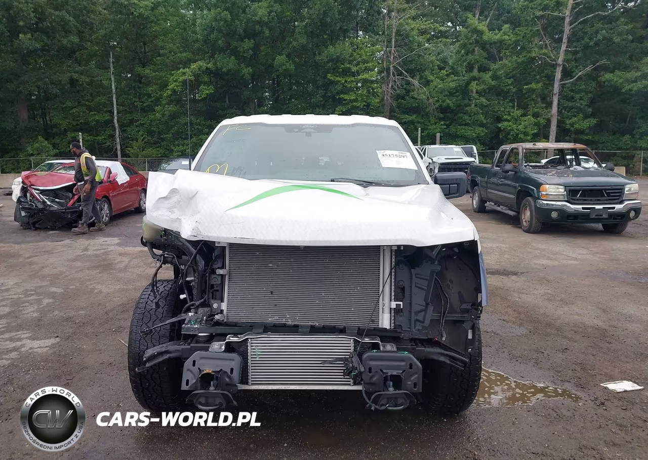 2025 Ford F-150 Stx VIN:1FTEW2LP0SKE24939 - 13