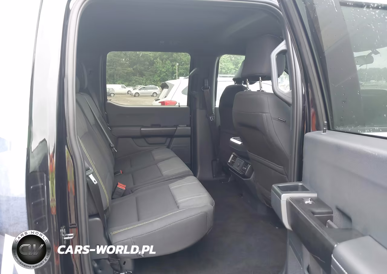 2025 Ford F-150 Stx VIN:1FTEW2LP0SKE24939 - 8