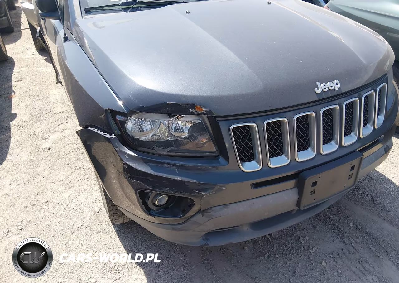 2015 Jeep Compass Sport VIN:1C4NJCBB8FD149955 - 18