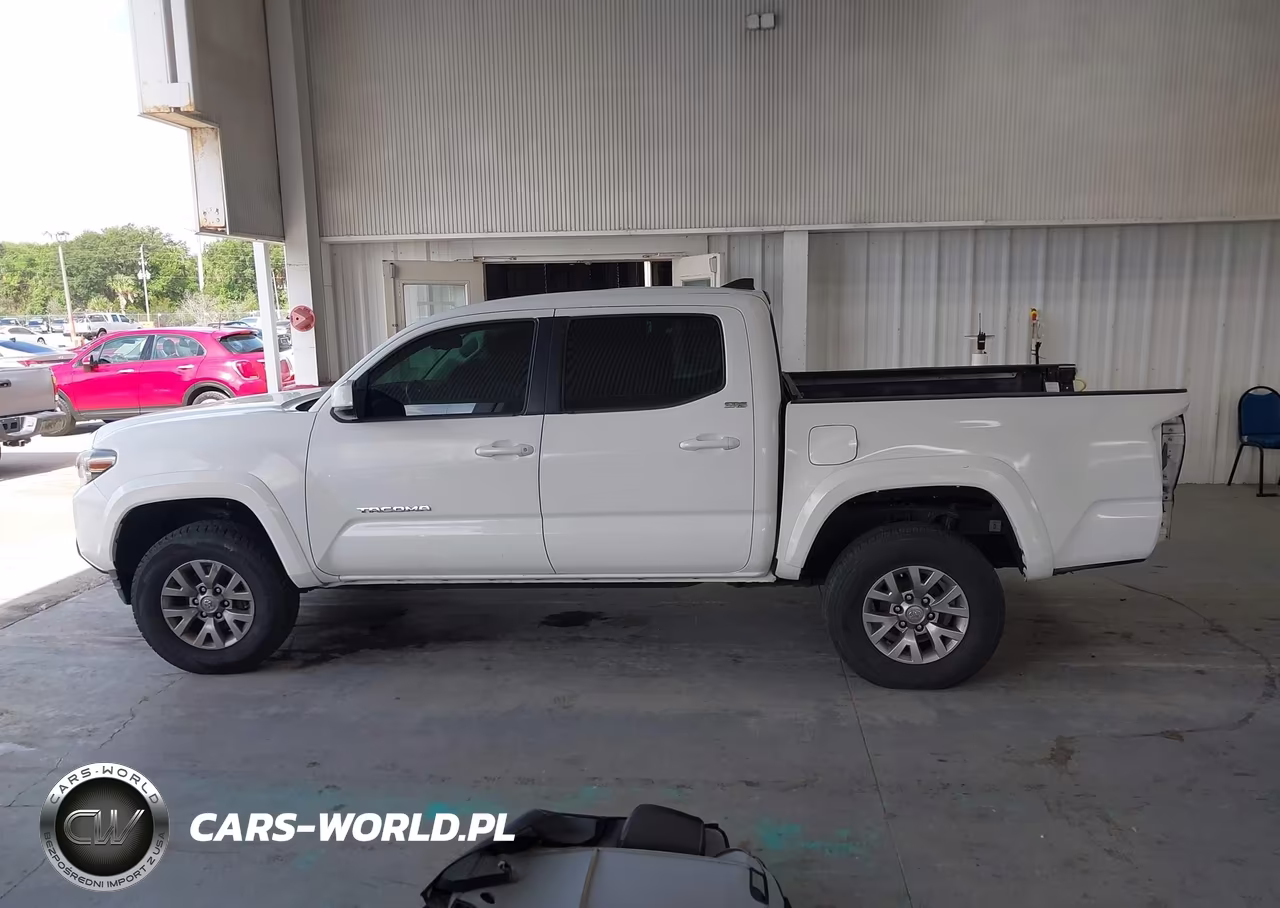 2018 Toyota Tacoma Sr5 V6 VIN:3TMAZ5CN1JM068580 - 15