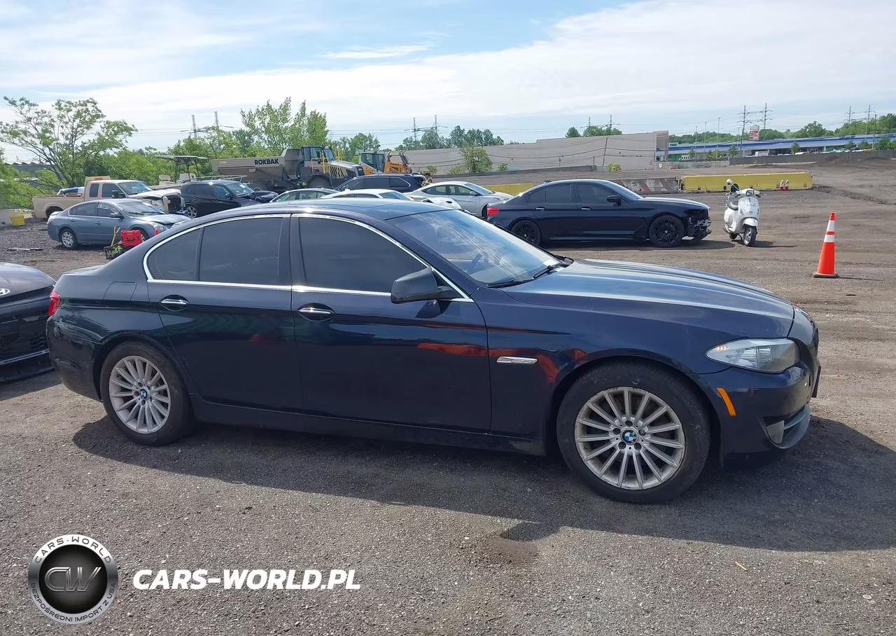 2013 BMW 535I xDrive VIN:WBAFU7C58DDU74546 - 13