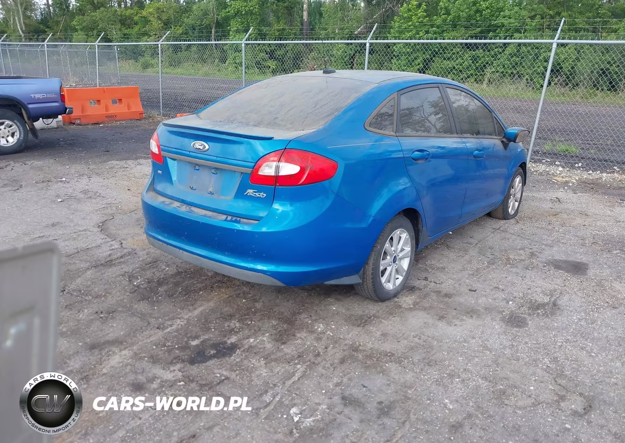 2012 Ford Fiesta Se VIN:3FADP4BJ8CM169992 - 4