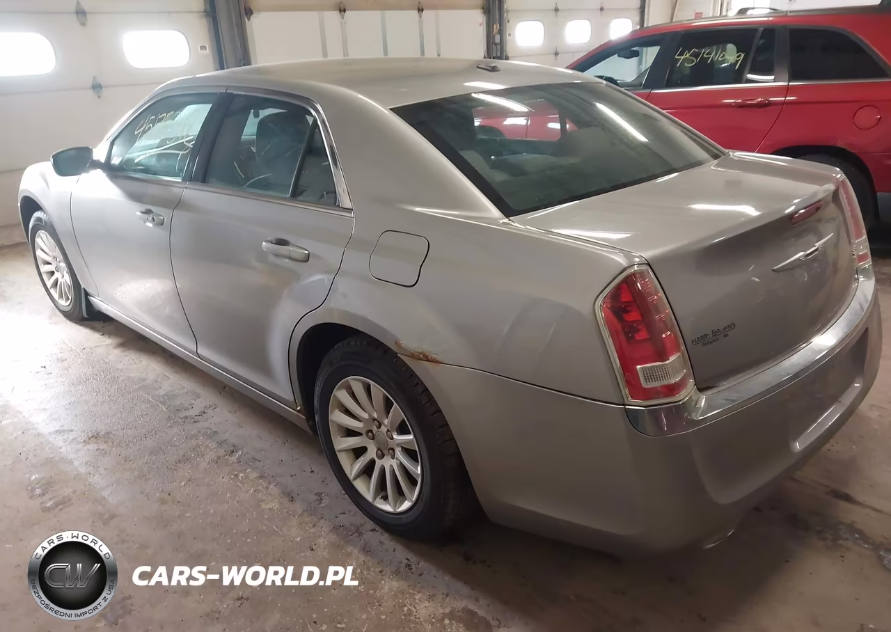 2011 Chrysler 300 VIN:2C3CA4CG6BH525514 - 3