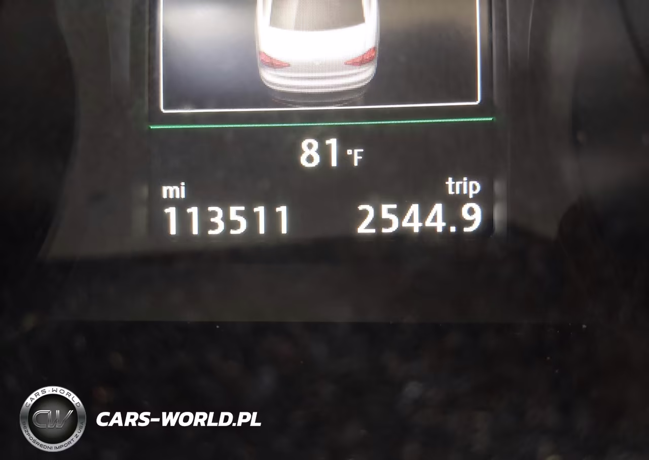 2019 Volkswagen Passat 2.0T Wolfsburg Edition VIN:1VWLA7A32KC000477 - 16