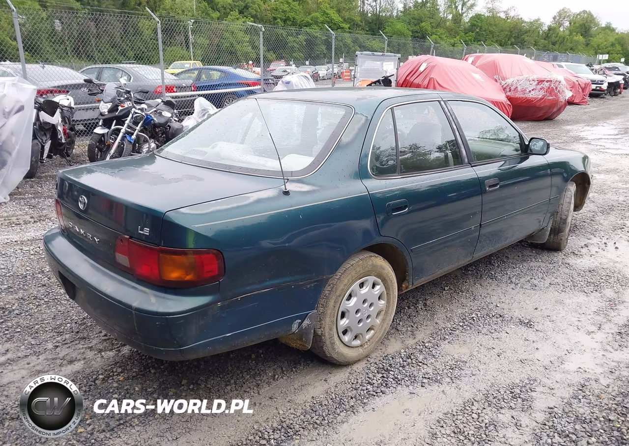 1996 Toyota Camry Dx-Le-Xle VIN:4T1BG12K1TU948988 - 4