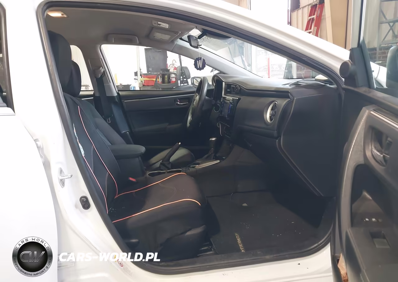 2017 Toyota Corolla Le VIN:5YFBURHE8HP699400 - 5