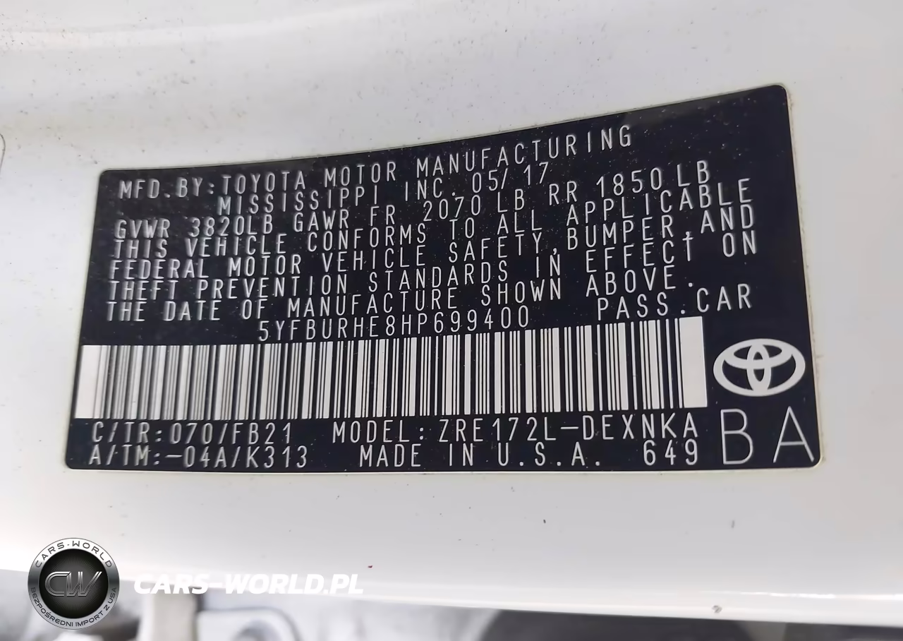 2017 Toyota Corolla Le VIN:5YFBURHE8HP699400 - 9