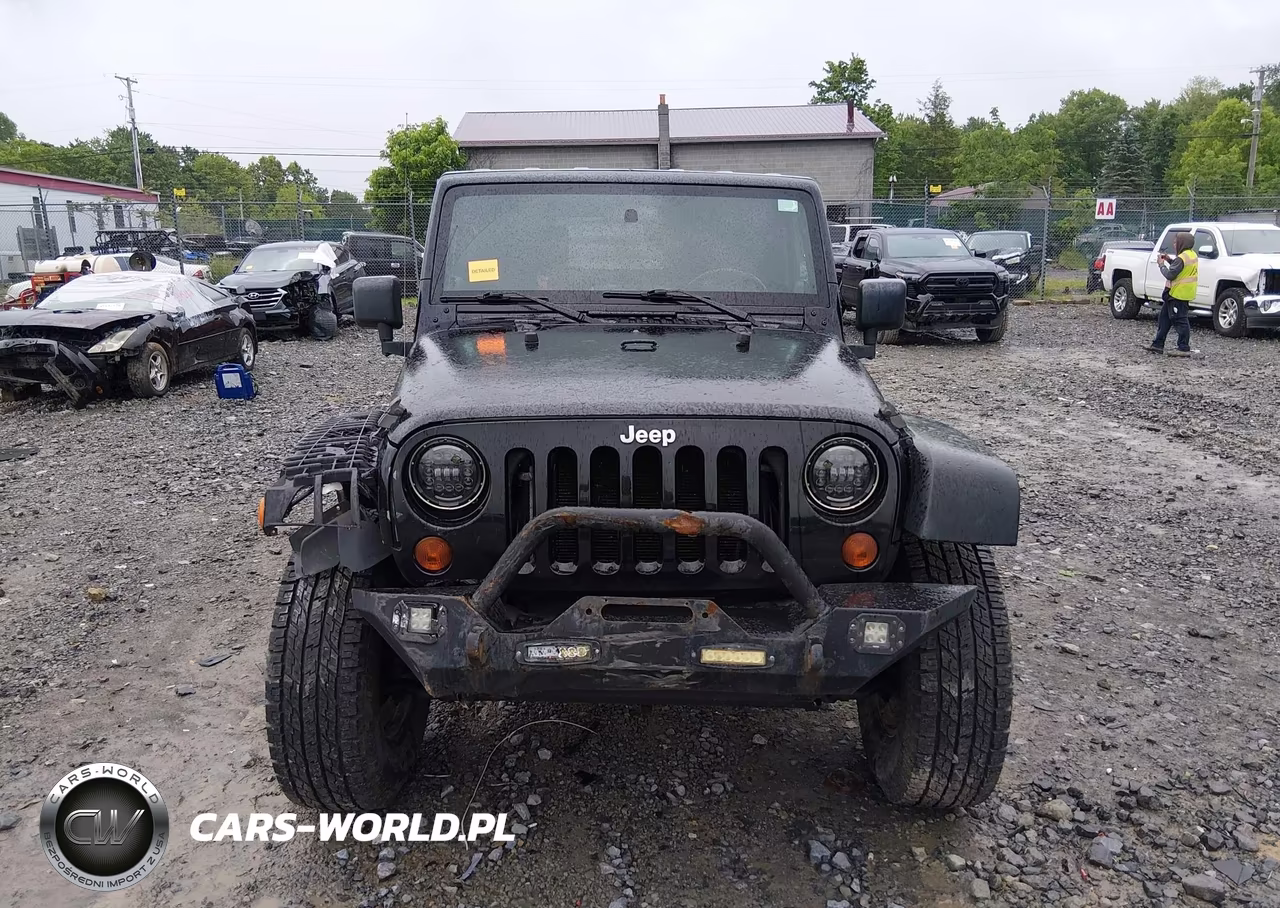 2010 Jeep Wrangler Sport VIN:1J4AA2D16AL173323 - 12
