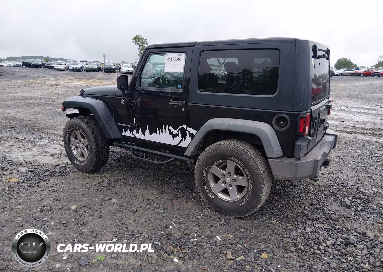 2010 Jeep Wrangler Sport VIN:1J4AA2D16AL173323 - 3