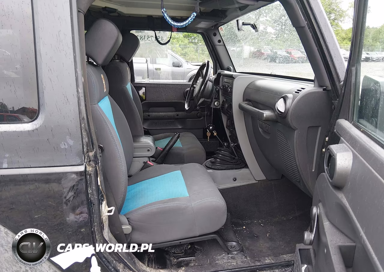 2010 Jeep Wrangler Sport VIN:1J4AA2D16AL173323 - 5