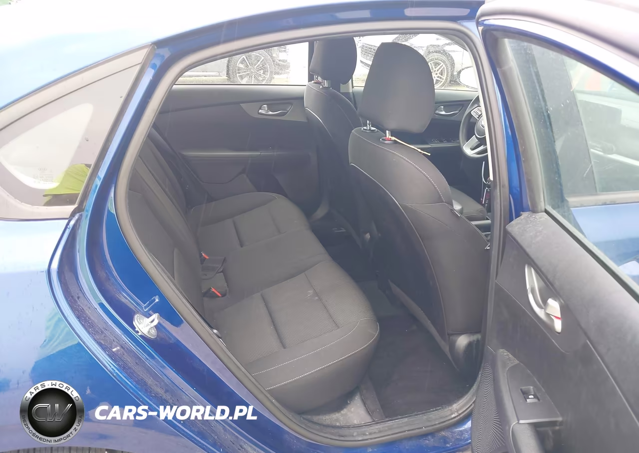 2021 Kia Forte Lxs VIN:3KPF24AD4ME370197 - 8