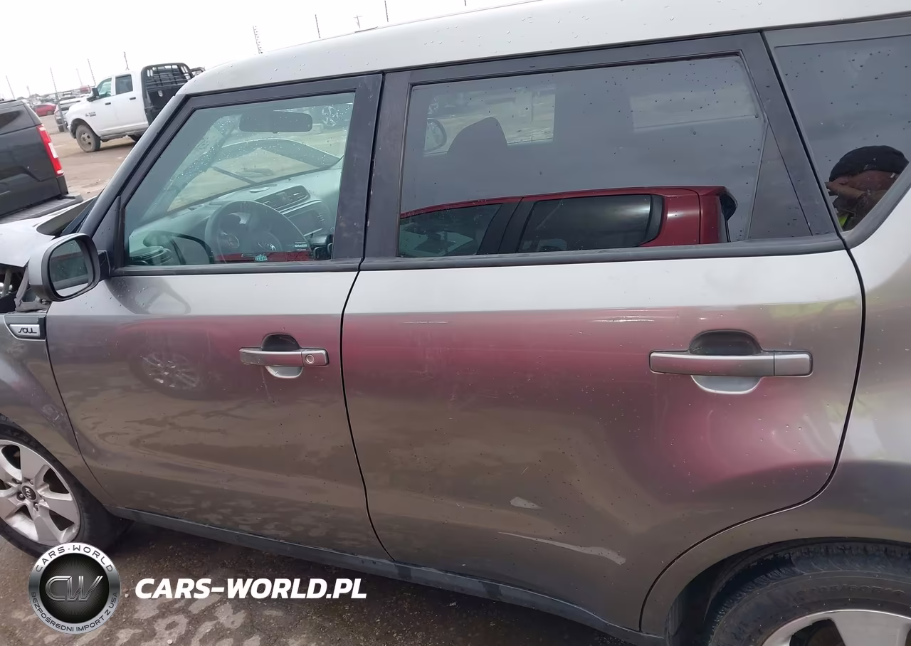 2018 Kia Soul VIN:KNDJN2A27J7587095 - 13