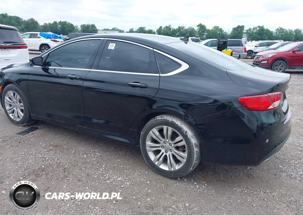 2015 Chrysler 200 C VIN:1C3CCCCG0FN582938 - 3