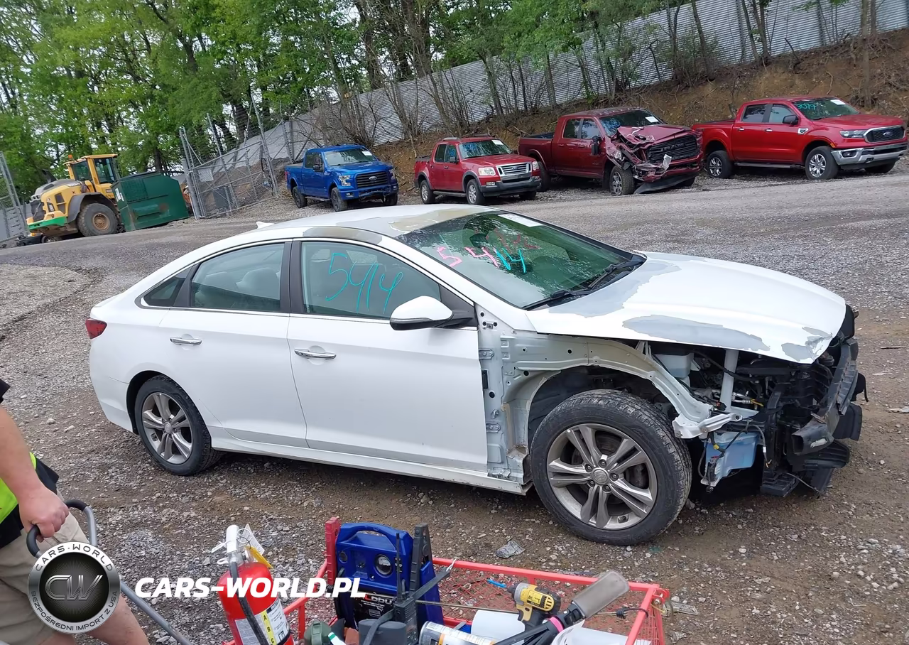2018 Hyundai Sonata Sel VIN:5NPE34AF1JH624935 - 13