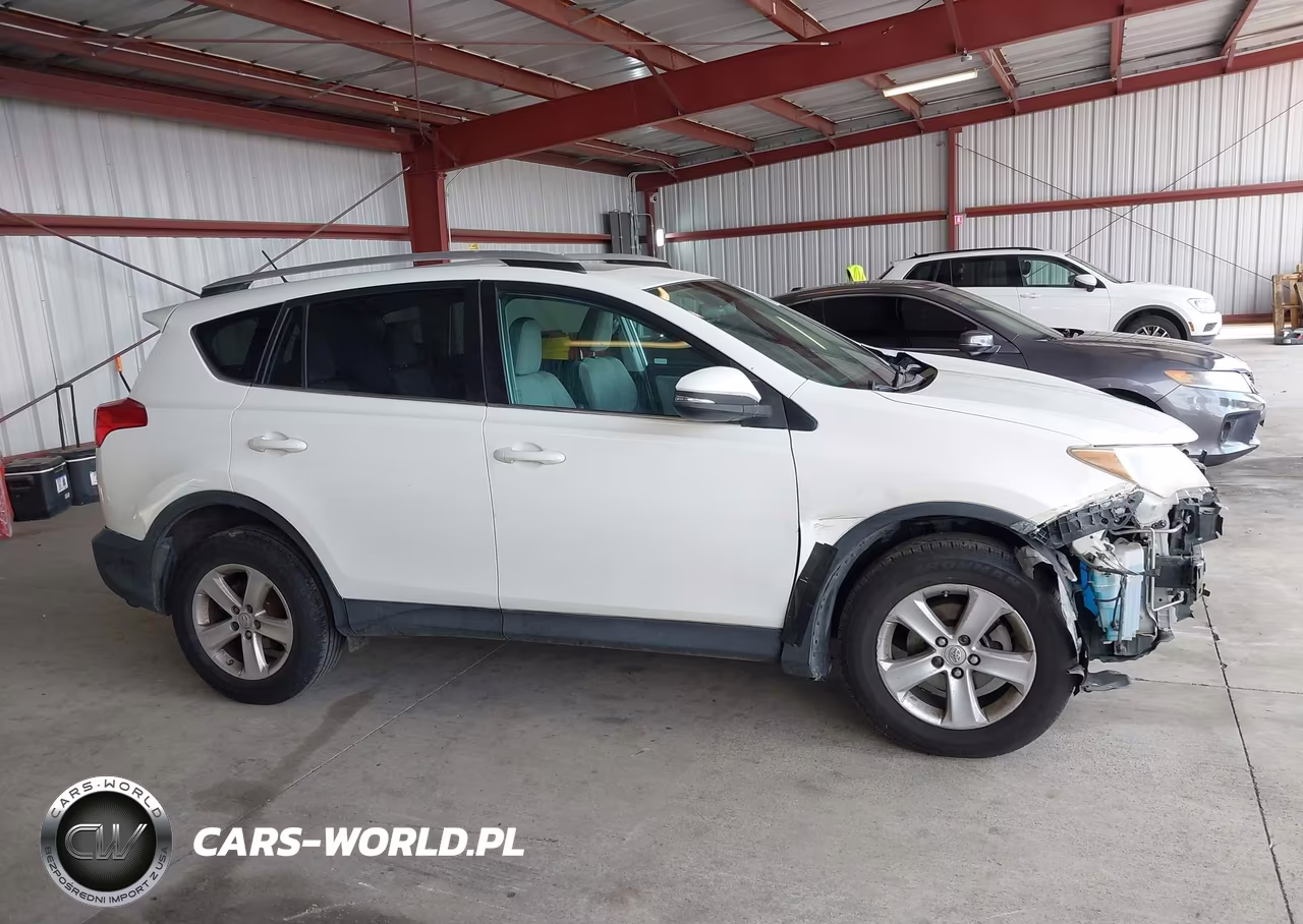 2014 Toyota Rav4 Xle VIN:2T3RFREV9EW135379 - 14