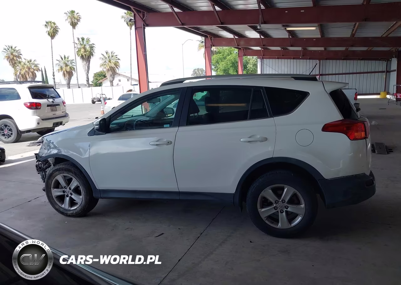 2014 Toyota Rav4 Xle VIN:2T3RFREV9EW135379 - 15
