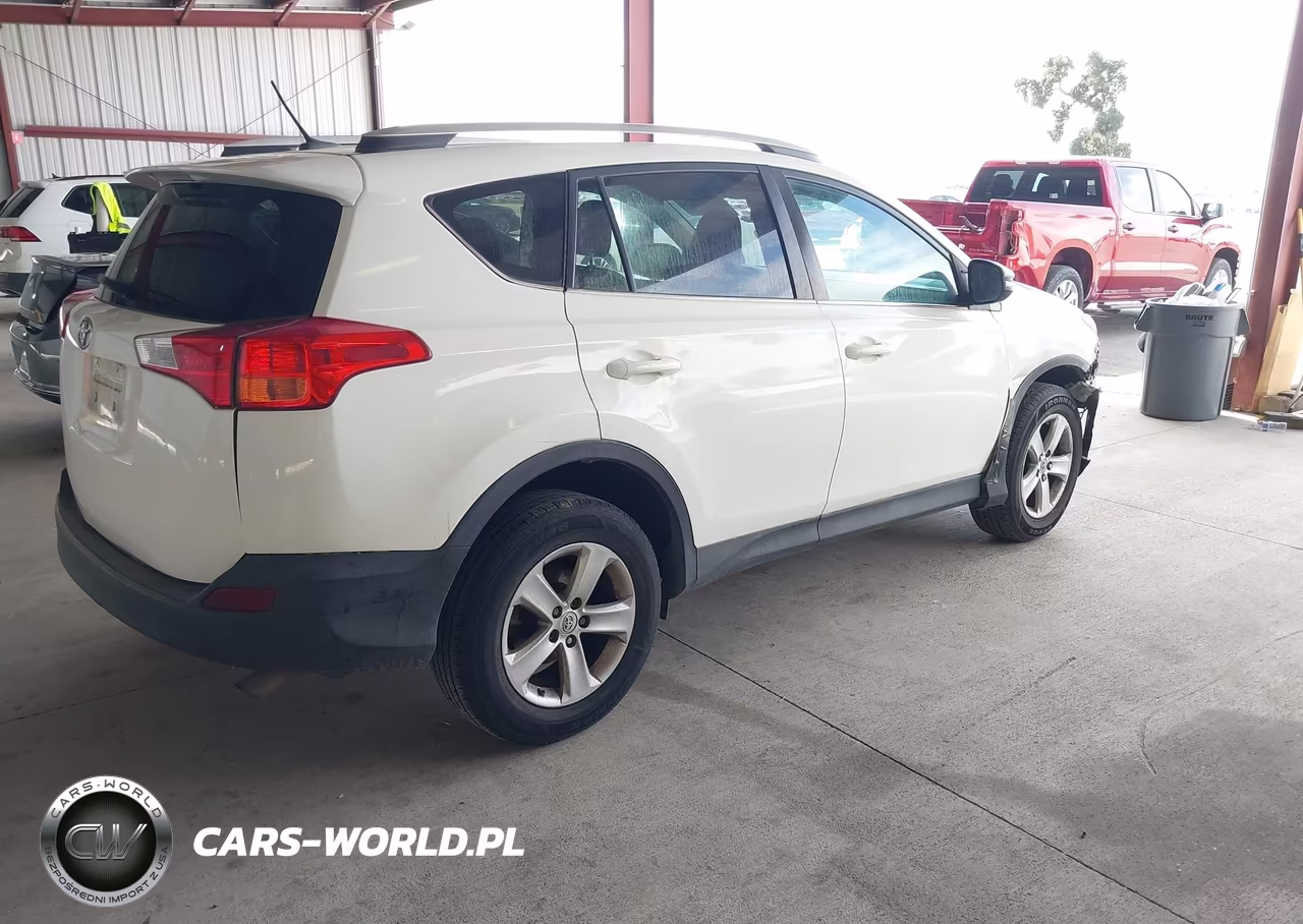 2014 Toyota Rav4 Xle VIN:2T3RFREV9EW135379 - 4
