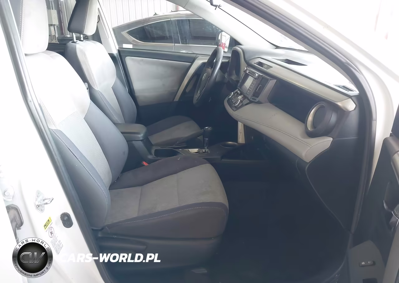 2014 Toyota Rav4 Xle VIN:2T3RFREV9EW135379 - 5