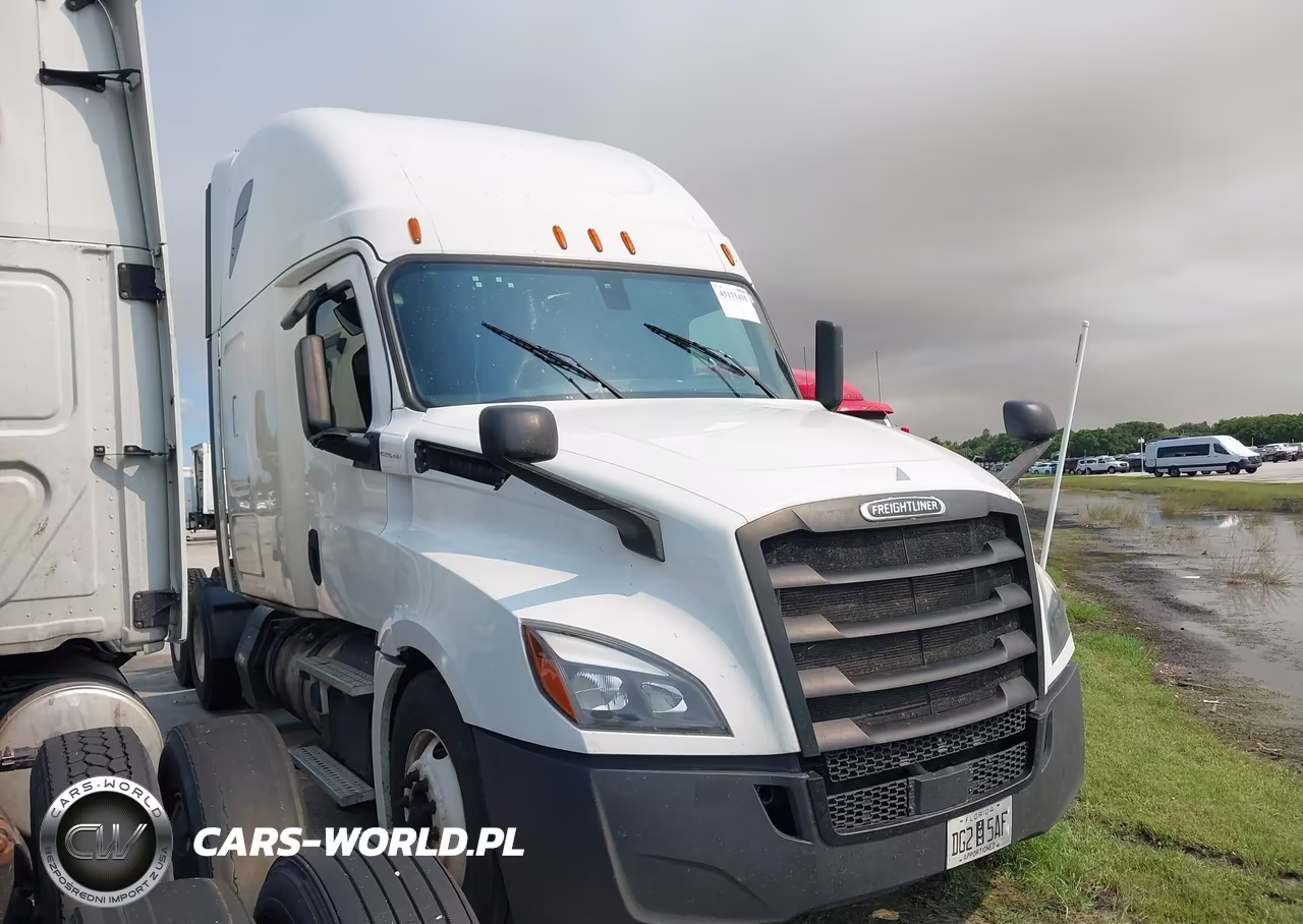 2018 Freightliner New Cascadia 126 VIN:3AKJHHDRXJSJY9659 - 13