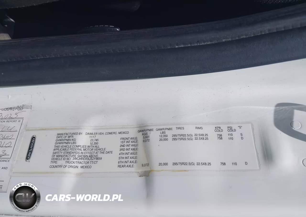 2018 Freightliner New Cascadia 126 VIN:3AKJHHDRXJSJY9659 - 8