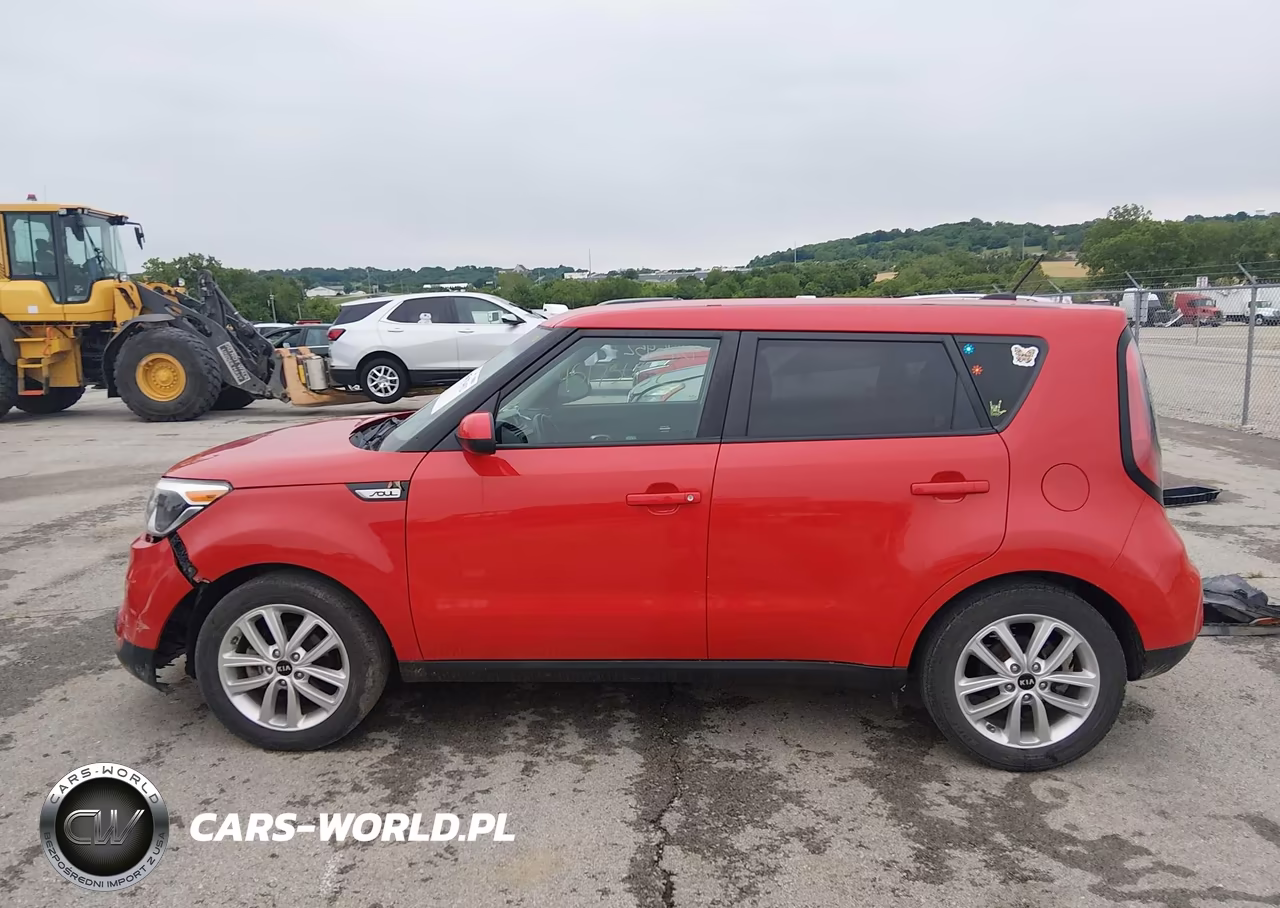 2018 Kia Soul + VIN:KNDJP3A58J7600396 - 15