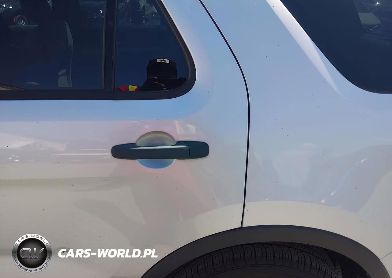 2018 Ford Explorer VIN:1FM5K8B88JGC45201 - 12
