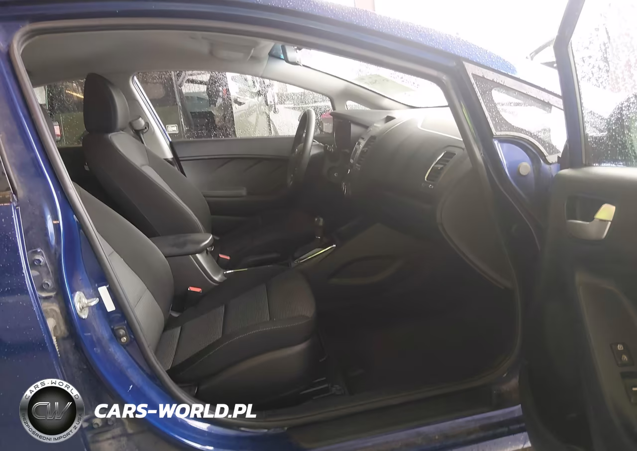 2017 Kia Forte Lx VIN:3KPFK4A78HE146964 - 5