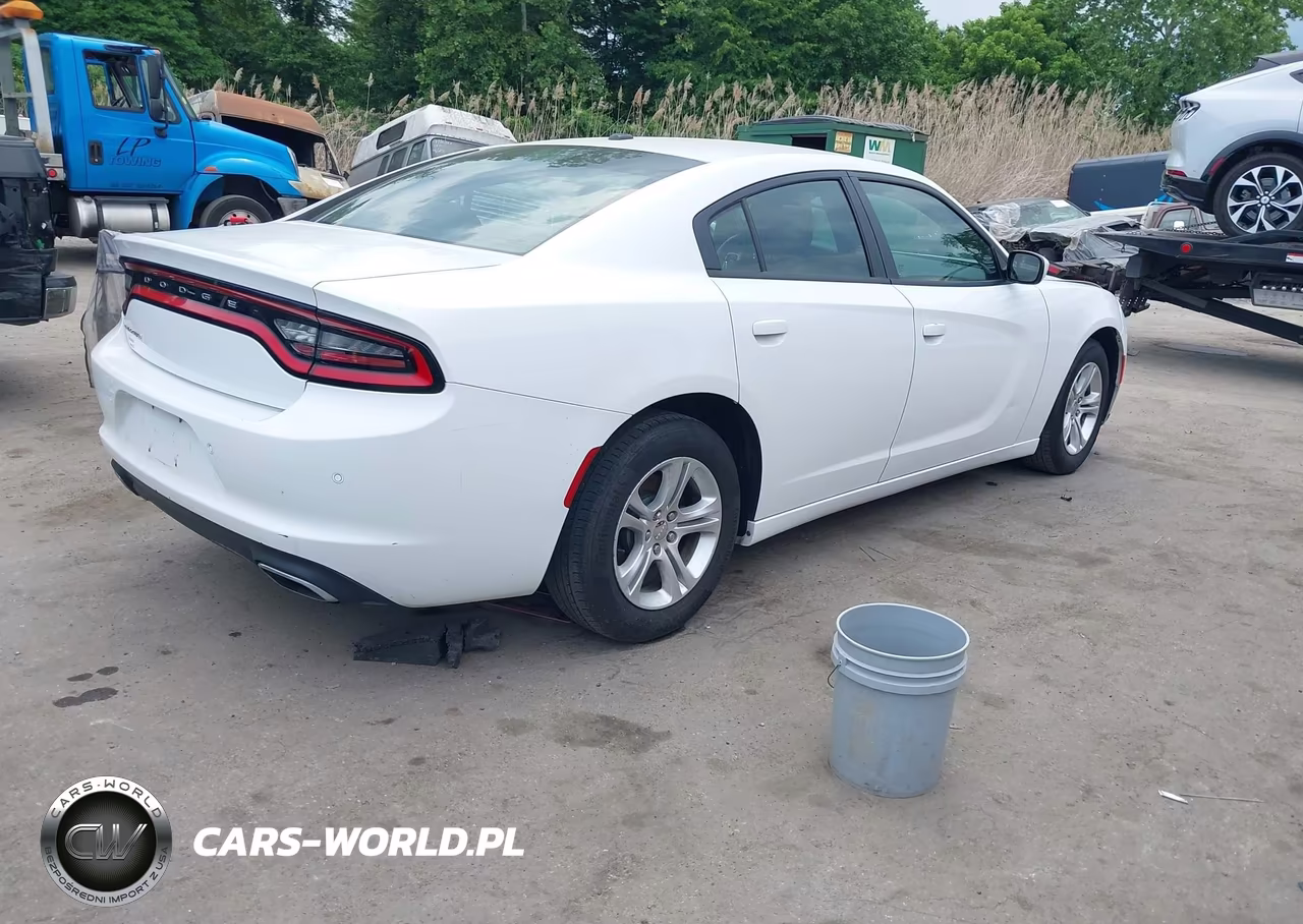 2015 Dodge Charger Se VIN:2C3CDXBG6FH752640 - 4