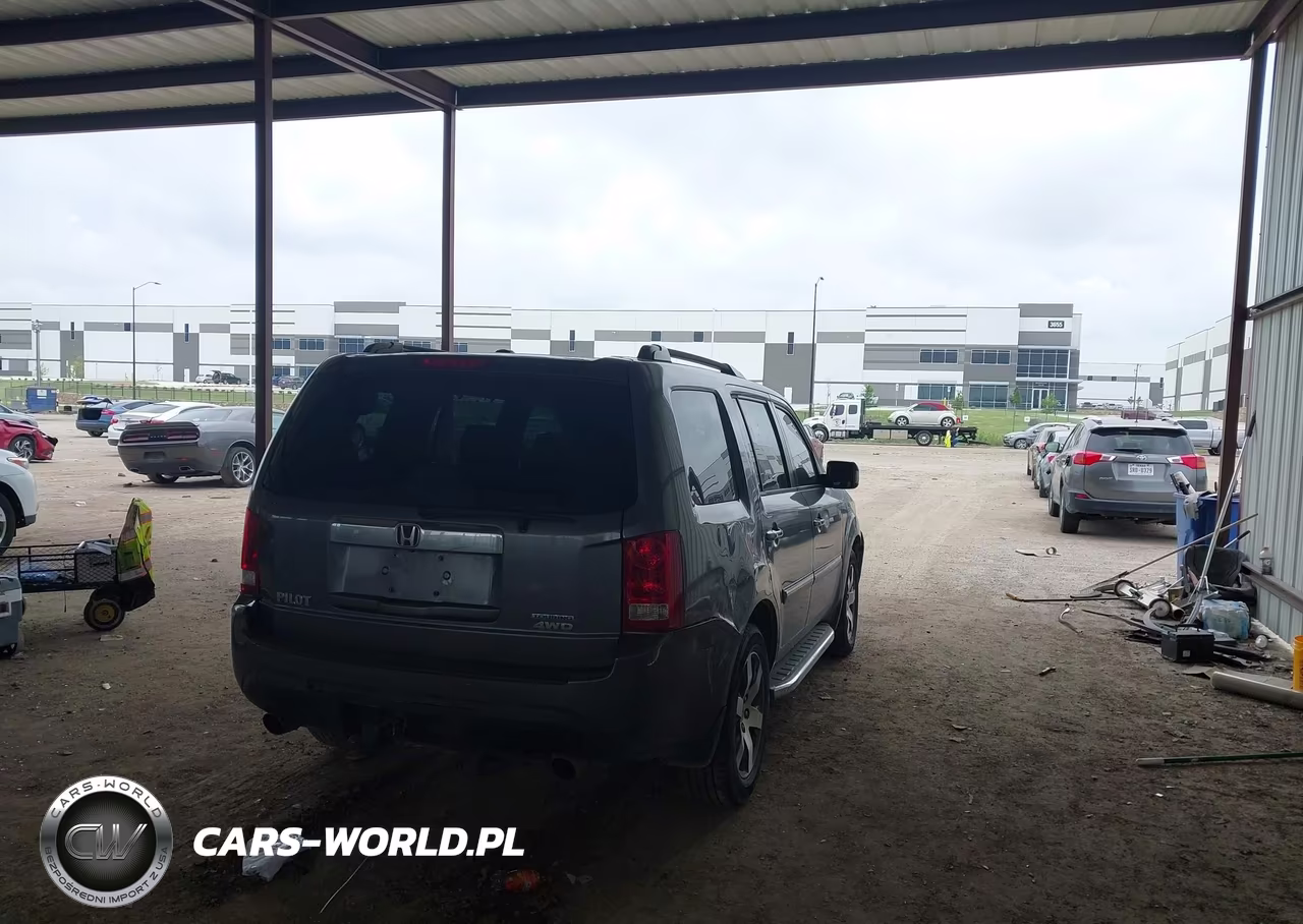 2013 Honda Pilot Touring VIN:5FNYF4H98DB072907 - 4