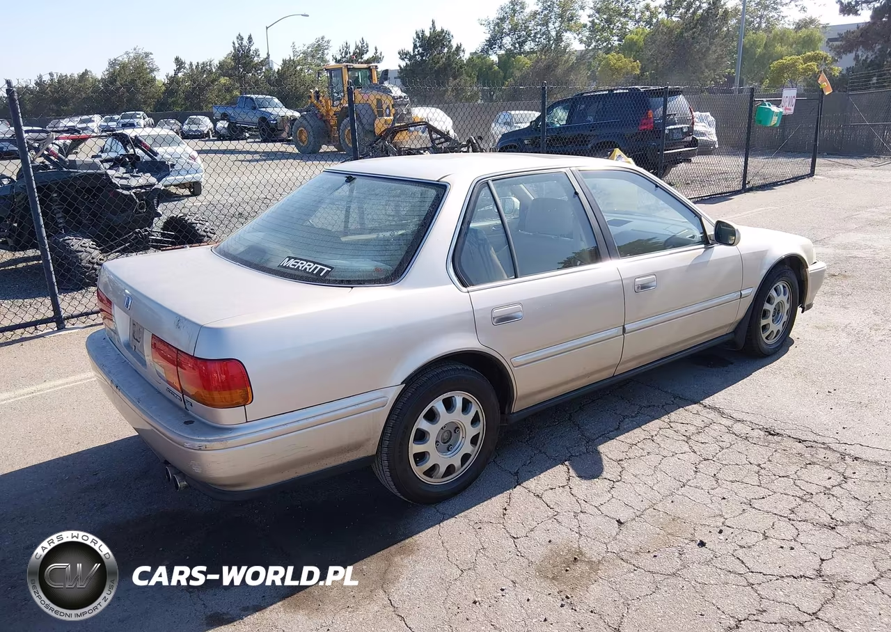 1993 Honda Accord Se VIN:JHMCB7689PC049430 - 4